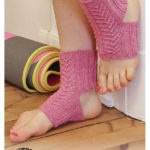 Lace Yoga Socks Free Knitting Pattern