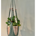 Cabled Plant Hanger Free Knitting Pattern